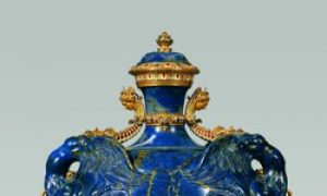 The Art of Hardstone Carving and Mosaic Inlay