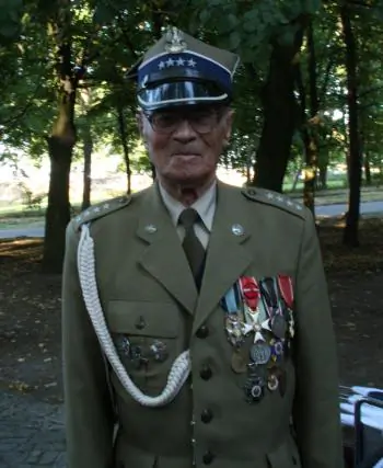 Corporal Ignacy Skowron, 95 year old survivor of the war said that it was worthwhile to fight and suffer to see the day of freedom. (Maria Salzman/The Epoch Times)
