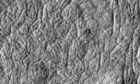 SCIENCE IN PICS: Mars Valleys Molded by Volcanic Fires