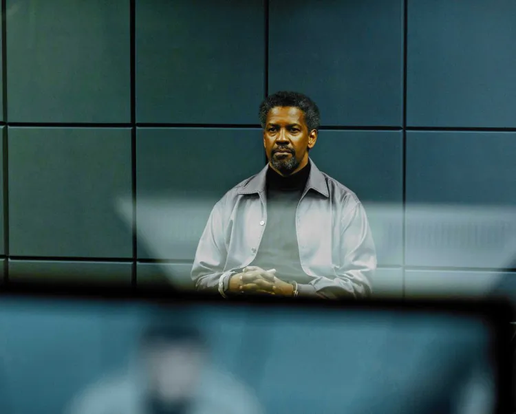 Denzel Washington brings out his generic ‘intense’ performance for action thriller ‘Safe House’. (Universal Pictures)