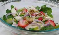 Strawberry and Pear Raspberry Vinaigrette Salad