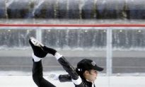 Grace on Ice: Gliding at the Rock