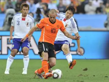 Wesley Sneijder Leads Netherlands Past Japan at World Cup