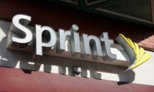 Sprint-Nextel Deeper in the Red