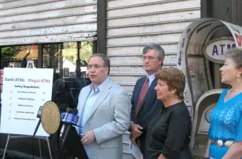 Manhattan Borough President Scott Stringer points out the dangers that non-bank ATMs can bring. (Vicky Jiang/The Epoch Times)