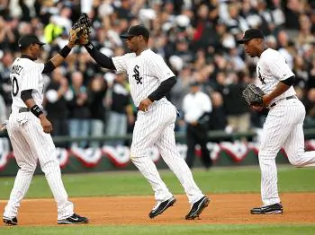 Opinion: Sox Fan Takes Aim at Cubs