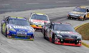 Hamlin Beats Johnson at Martinsville