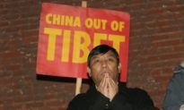 Chicago Tibetans Protest Latest Brutalities