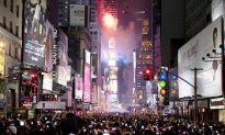 Ball Drop 2011: Times Square Revelers Ring in New Year