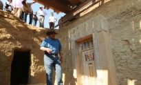 Archaeologist Find 4,300-year-old Egyptian Tomb