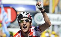 Arvesen Sprints to Win Stage Eleven of the Tour de France