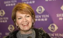 Shen Yun is a Work of Art, Says Interior Decorator