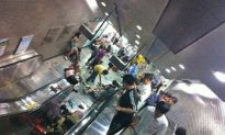 Beijing Subway Escalator Accident Causes Death of 13-Year-Old and 30 Injuries