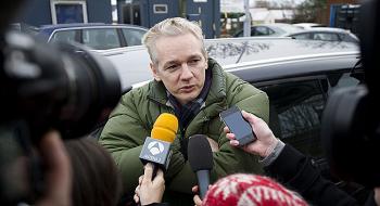 WikiLeaks founder Julian Assange speaks to journalists on December 18. (Carl Court/AFP/Getty Images) WikiLeaks founder Julian Assange speaks to journalists on December 18. (Carl Court/AFP/Getty Images)