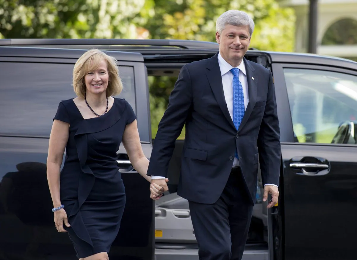 Prime Minister Stephen Harper visits Governor General David Johnston, along with his wife Laureen, to dissolve parliament and trigger an election campaign at Rideau Hall on Aug. 2, 2015. (The Canadian Press/Justin Tang)