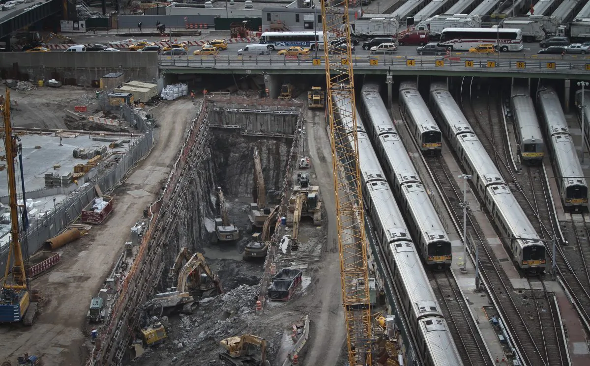 Construction of a concrete box to reserve space for a new train tunnel under the Hudson River (L) at the Hudson Yards redevelopment site on Manhattan's west side in New York City on April 17, 2014. (AP Photo/Bebeto Matthews)