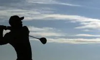 Woods Comes to PGA With Modest Goal: Get Better