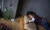 Raw Images of War in Syria by Pulitzer-Winning Photographer Manu Brabo