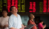 Why China Can Have Devaluation and a Stock Market Crash at the Same Time