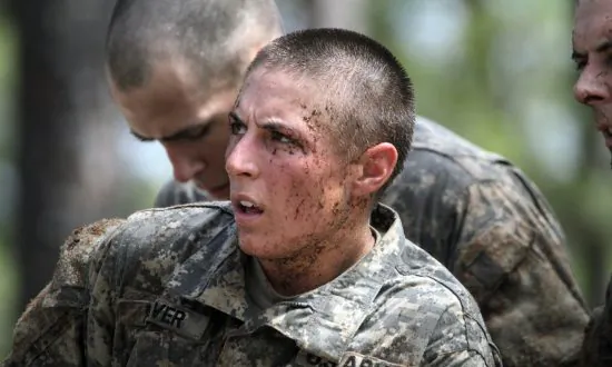 Army Pilot, Military Cop Are 1st Women to Pass Ranger School