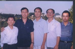 A second picture of Xu Wanping and some friends. (The Epoch Times) A second picture of Xu Wanping and some friends. (The Epoch Times)