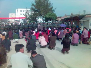 Chinese Intellectuals Condemn S. China Shootings