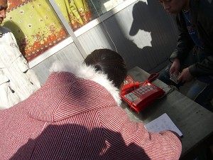 Petitioners in Beijing eagerly sign up to join the hunger strike (The Epoch Times)