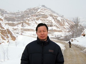 Lawyer Gao Zhisheng at his hometown in northern Shaanxi Province at the beginning of 2006. (The Epoch Times)