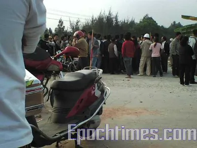 Large Scale Confrontation Breaks Out in Shanwei