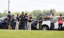 Schools Closed for 2nd Day Amid Manhunt in Rural Kentucky
