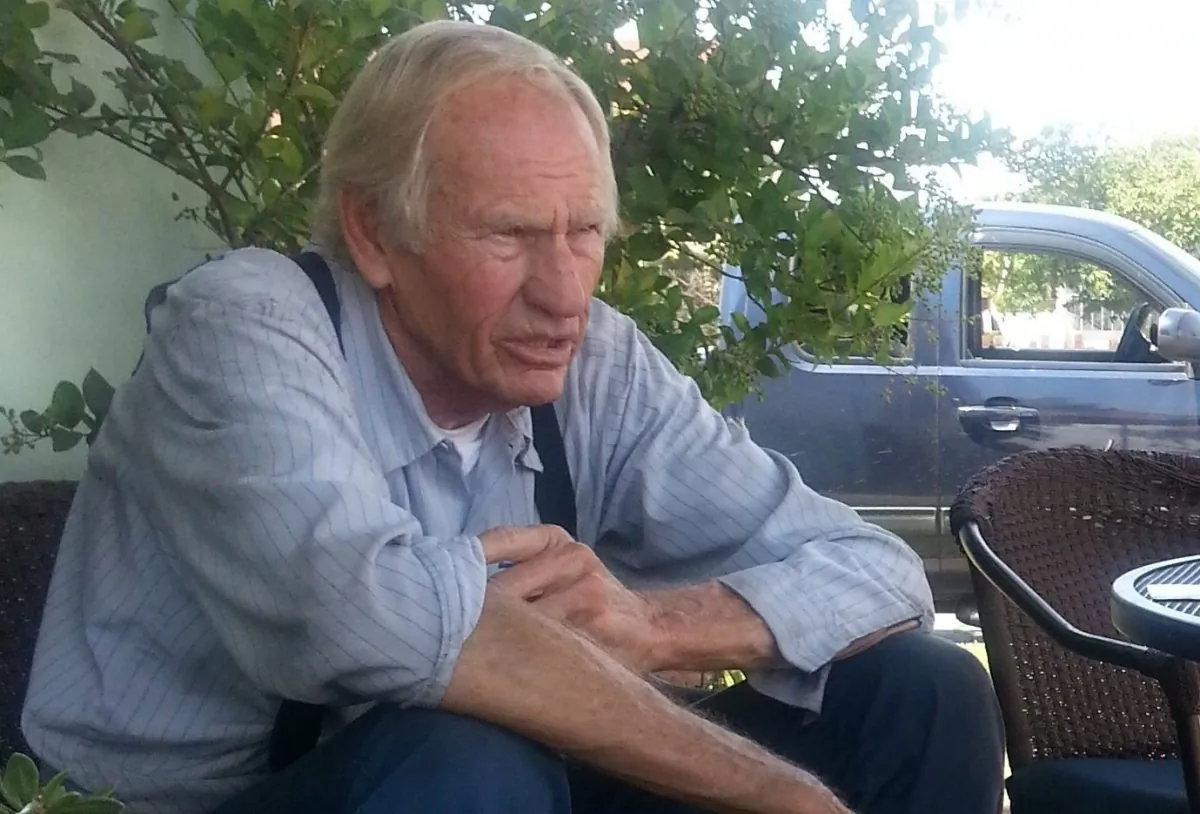 Leo Carroll, former defensive end under the famous Vince Lombardi from 1967–71 expresses his viewpoints on extra point rule changes. (Nelly Wahl)