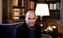 Varoufakis in Conversation With Leading Academics as Syriza Splinters and Election Beckons in Greece