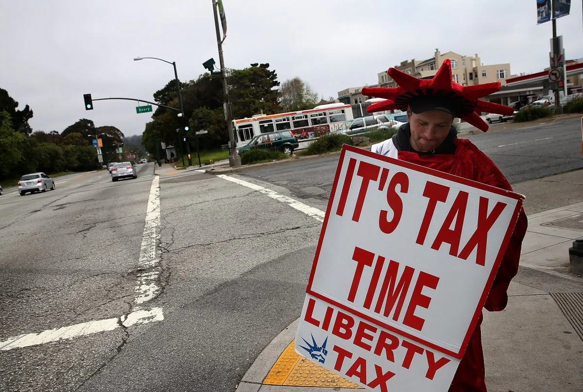 Taxpayers across at least 38 states will see significant changes in state taxes in 2023 with 11 states trimming their state income tax levies beginning Jan. 1. (Justin Sullivan/Getty Images)