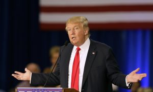 Dominant in Polls, Donald Trump Still Sniping at Rivals