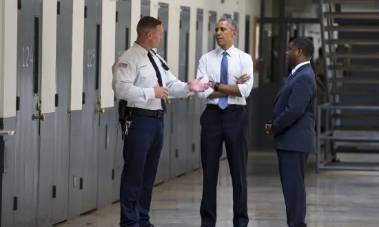 Bipartisan Group of Senators Set to Announce Deal to Reduce Prison Population