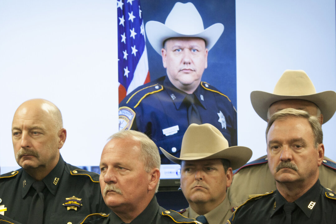 Suspect in Ambush of Houston-Area Deputy Held Without Bond | The Epoch ...