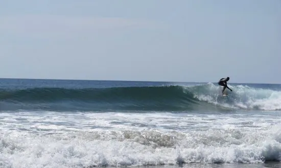 Book Review: ‘Barbarian Days: A Surfing Life’