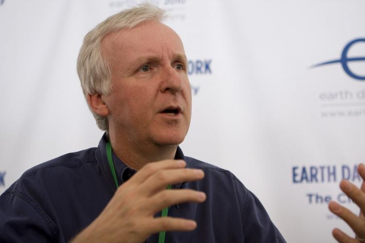 James Cameron speaks in Washington, D.C. on Earth Day 2010. (Jeff Nenarella/The Epoch Times) James Cameron speaks in Washington, D.C. on Earth Day 2010. (Jeff Nenarella/The Epoch Times)