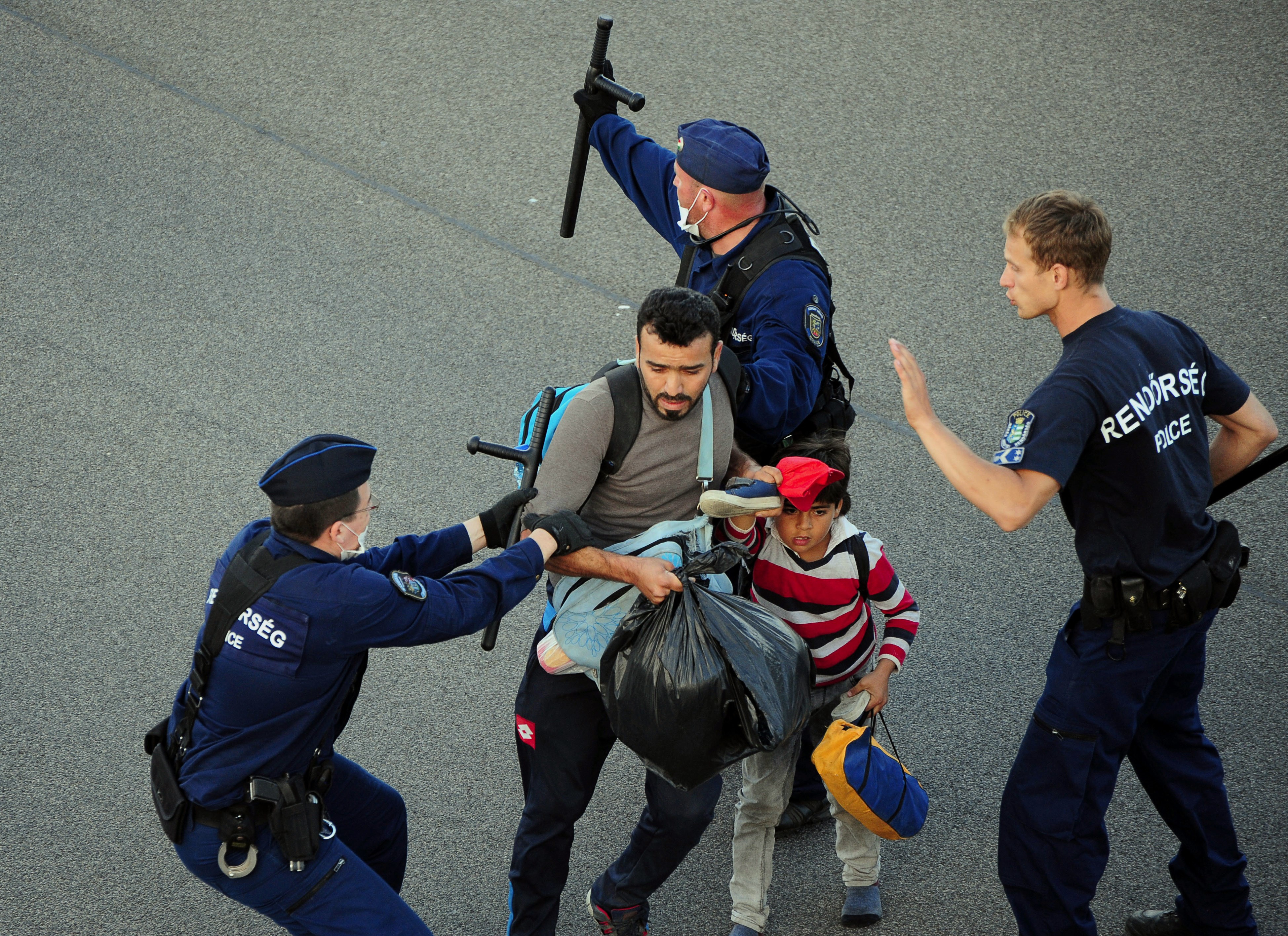 полиция венгрии