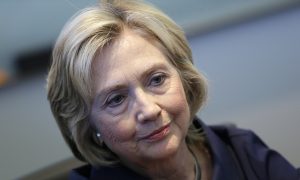 US: Clinton Email Storage Safe Not Secure for Some Messages