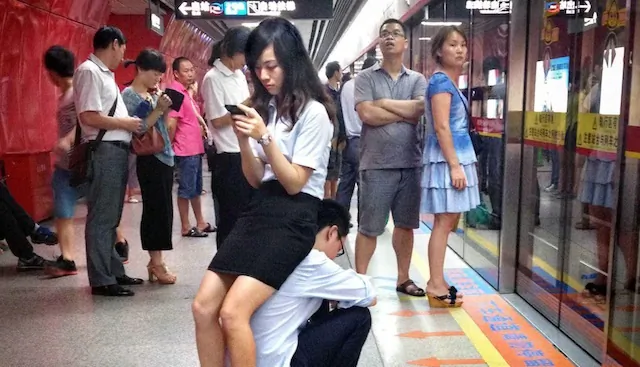 CHINA TRANSLATED: Will You Save Your Girlfriend or Your Mother?