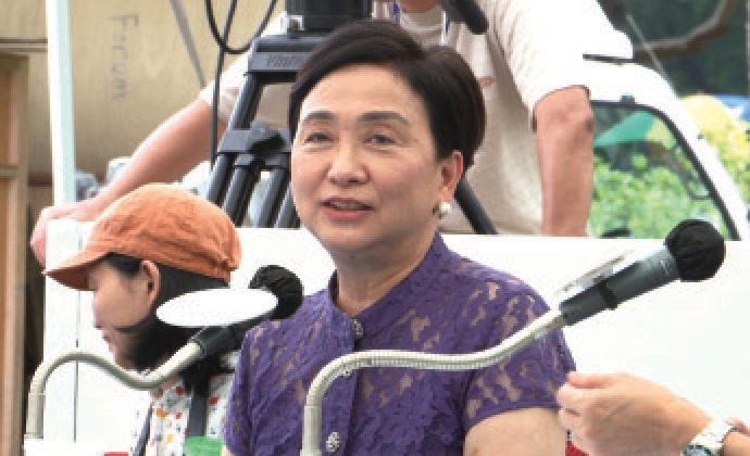 Democratic Party chairwoman Emily Lau Wai-hing at City Forum on Sept. 6, 2015. Lau said at the forum that the communication between Hong Kong political parties and Beijing is good for Hong Kong. (Epoch Times) 