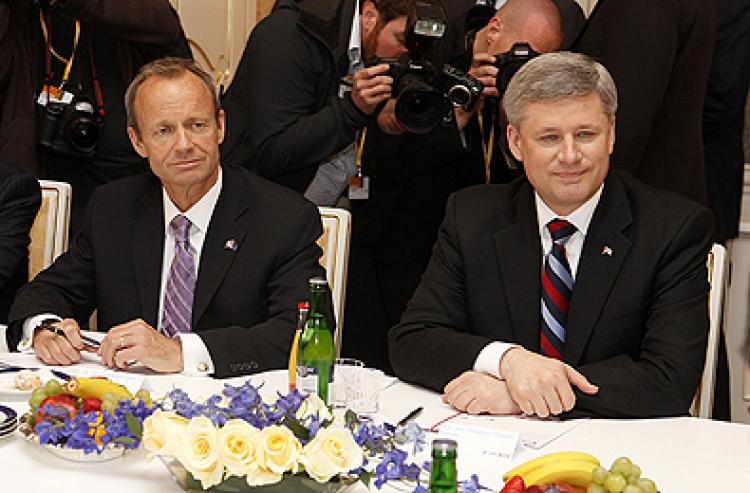 International Trade Minister Stockwell Day and Prime Minister Stephen Harper at the Canada-EU Summit in May 2009 in Prague, Czech Republic, where leaders agreed to launch negotiations toward a Canada-EU comprehensive economic partnership agreement. (Government of Canada) International Trade Minister Stockwell Day and Prime Minister Stephen Harper at the Canada-EU Summit in May 2009 in Prague, Czech Republic, where leaders agreed to launch negotiations toward a Canada-EU comprehensive economic partnership agreement. (Government of Canada)