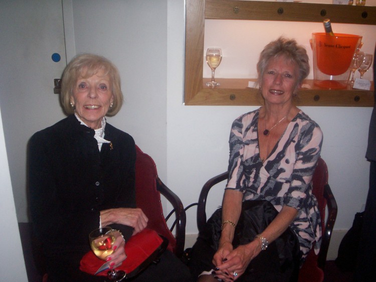 100_0799 sy uk fri Anne Champion (left) Annie MacMillan (right)