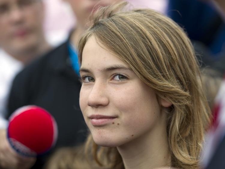 Laura Dekker, 14, is setting sail for the Canary Islands after arriving in Lisbon. (Marco de Swart/AFP/Getty Images)