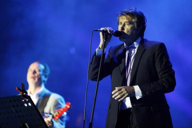 Roxy music English singer Bryan Ferry performs on stage, August 29, during the Rock en Seine festival at the Saint-Cloud park, a Paris western suburb. (Thomas Samson/Getty Images ) Roxy music English singer Bryan Ferry performs on stage, August 29, during the Rock en Seine festival at the Saint-Cloud park, a Paris western suburb. (Thomas Samson/Getty Images )