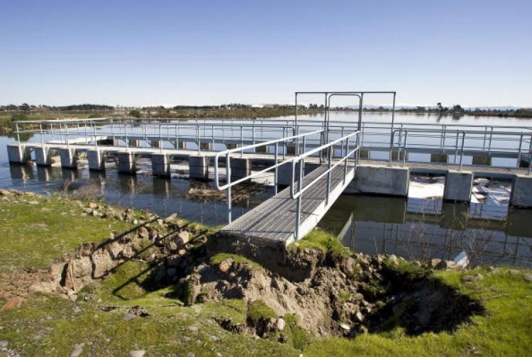 The earth is seen caved in after a 7.1 magnitude earthquake struck 30km west of the city, Sept. 4, 2010 in Christchurch. (Joseph Johnson/Getty Images) The earth is seen caved in after a 7.1 magnitude earthquake struck 30km west of the city, Sept. 4, 2010 in Christchurch. (Joseph Johnson/Getty Images)
