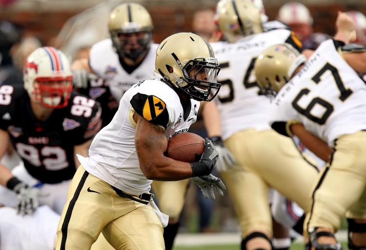 Running back Patrick Mealy #5 of the Army Black Knights runs the ball against the SMU Mustanges during the Bell Helicopter Armed Forces Bowl at Gerald J. Ford Stadium on December 30, 2010 in Dallas, Texas. (Ronald Martinez/Getty Images) Running back Patrick Mealy #5 of the Army Black Knights runs the ball against the SMU Mustanges during the Bell Helicopter Armed Forces Bowl at Gerald J. Ford Stadium on December 30, 2010 in Dallas, Texas. (Ronald Martinez/Getty Images)