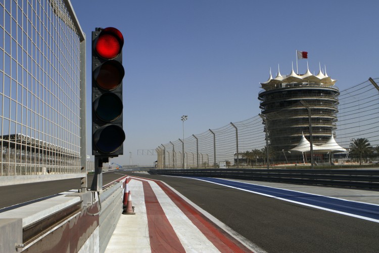 A traffic light is turned red at the empty Formula 1 race track at Bahrain International Circuit on Feb. 20, 2011 in Manama, Bahrain. (John Moore/Getty Images) A traffic light is turned red at the empty Formula 1 race track at Bahrain International Circuit on Feb. 20, 2011 in Manama, Bahrain. (John Moore/Getty Images)