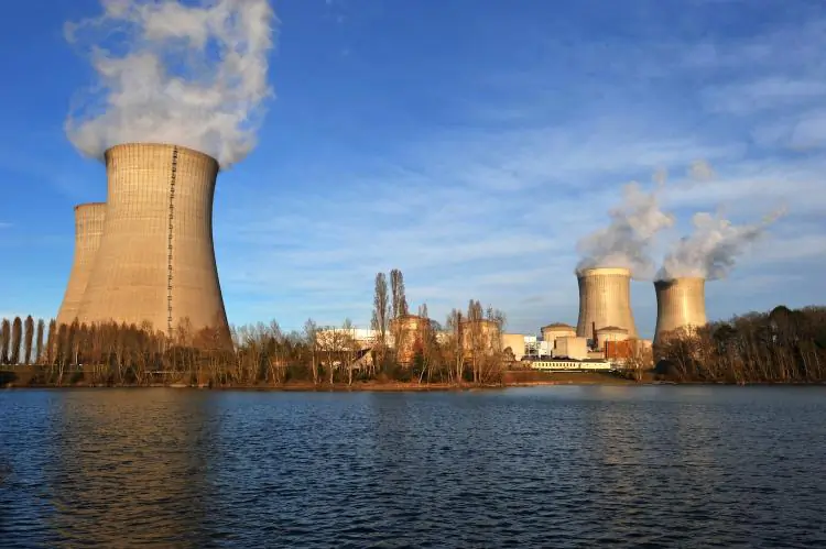 A nuclear plant in Dampierre-en-Burly, center France, along the Loire river. The catastrophic Fukushima nuclear plant incident has triggered a heated national debate in France, putting the future of nuclear energy in question.  (Alain Jocard/Getty Images)